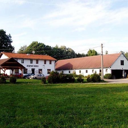 Staj Newport Ξενοδοχείο Dolní Domaslavice Εξωτερικό φωτογραφία